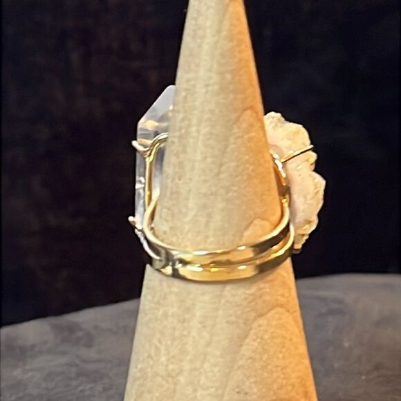 Brazilian citrine raw and natural crystal ring in gold tone 38 ctw size 7 - Picture 4 of 14